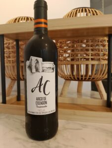 Vino tinto Arco de Cozagón