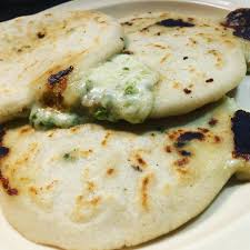 Pupusas de queso y loroco